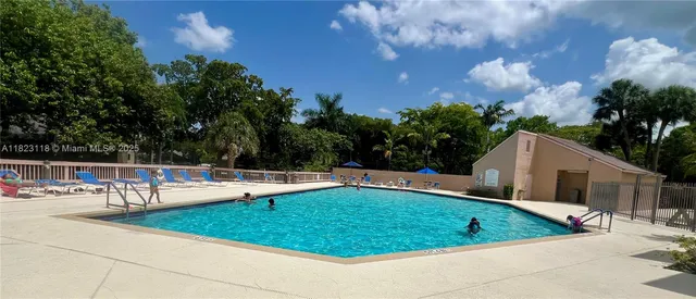 $475,000 | 9211 Chelsea Drive North, Plantation, FL 33324