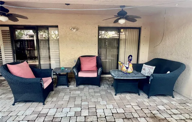 $475,000 | 9211 Chelsea Drive North, Plantation, FL 33324