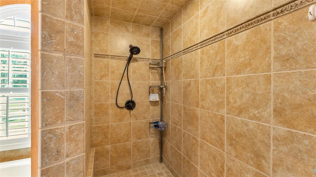 237 McLean Point Winter Haven, FL 33884 - Photo 17 of 85