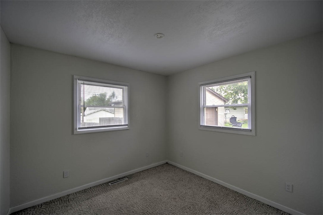 39 West Imboden Drive Decatur, IL 62521 - Photo 11 of 24