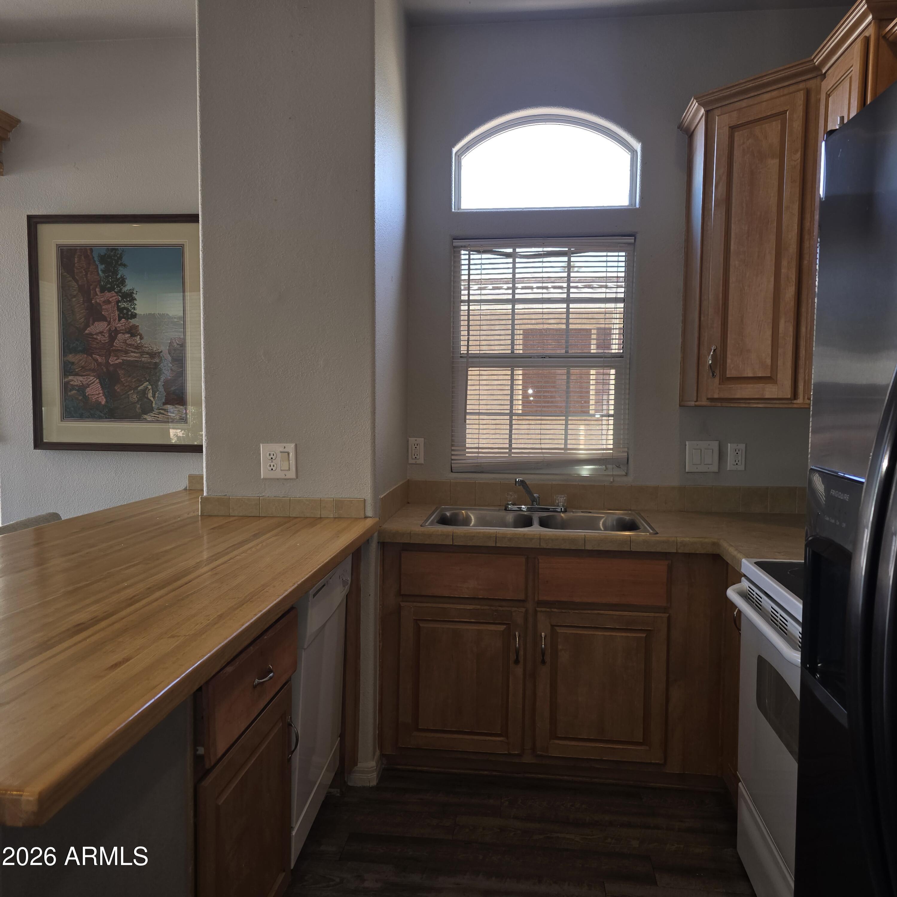 205 West Bell Road, Unit 137 Phoenix, AZ 85023 - Photo 9 of 19