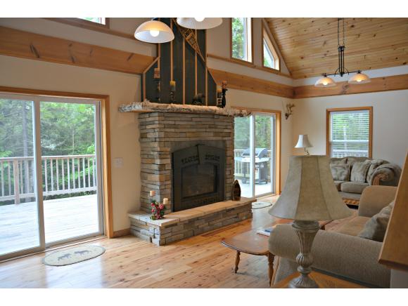796 Boardman Loop Wardsboro, VT 05360 - Photo 3 of 21