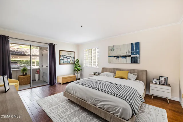 $549,000 | 5744 Oak Bend Lane, Unit 201, Oak Park, CA 91377