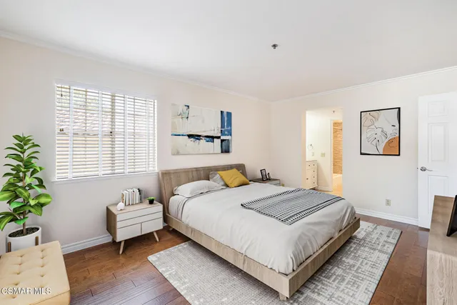 $549,000 | 5744 Oak Bend Lane, Unit 201, Oak Park, CA 91377