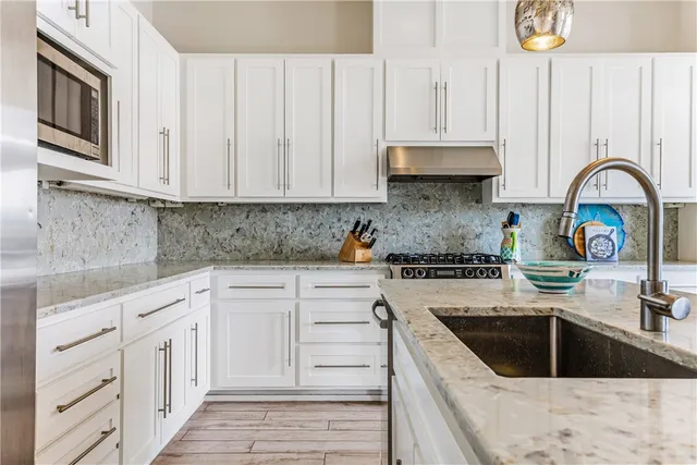 $850,000 | 3700 Island Moorings Parkway, Unit 13, Port Aransas, TX 78373