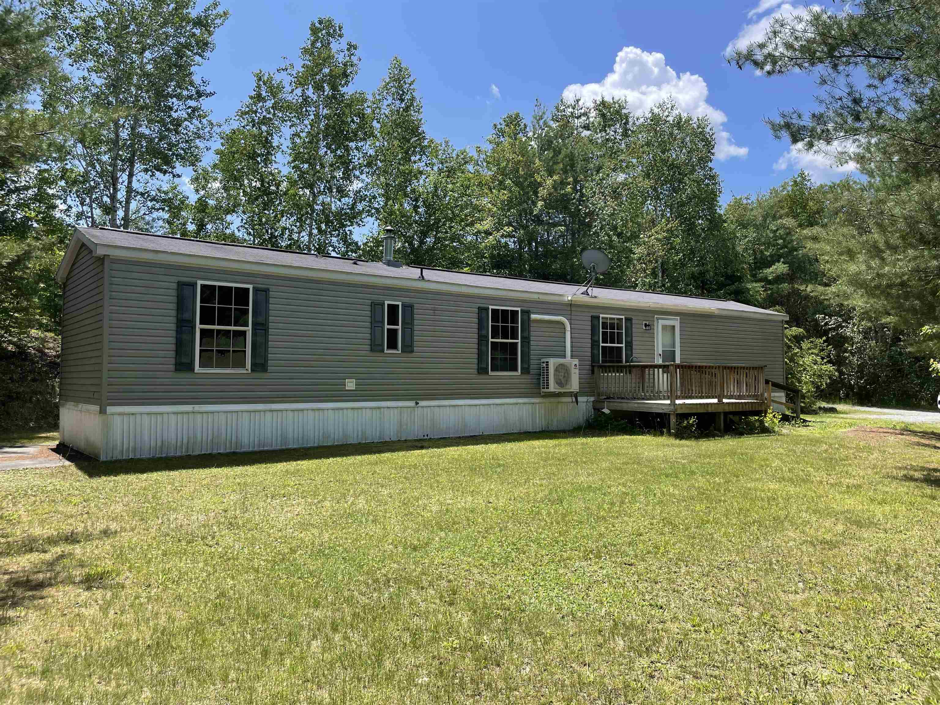 57 Pioneer Road Bath, NH 03740 - Photo 3 of 25