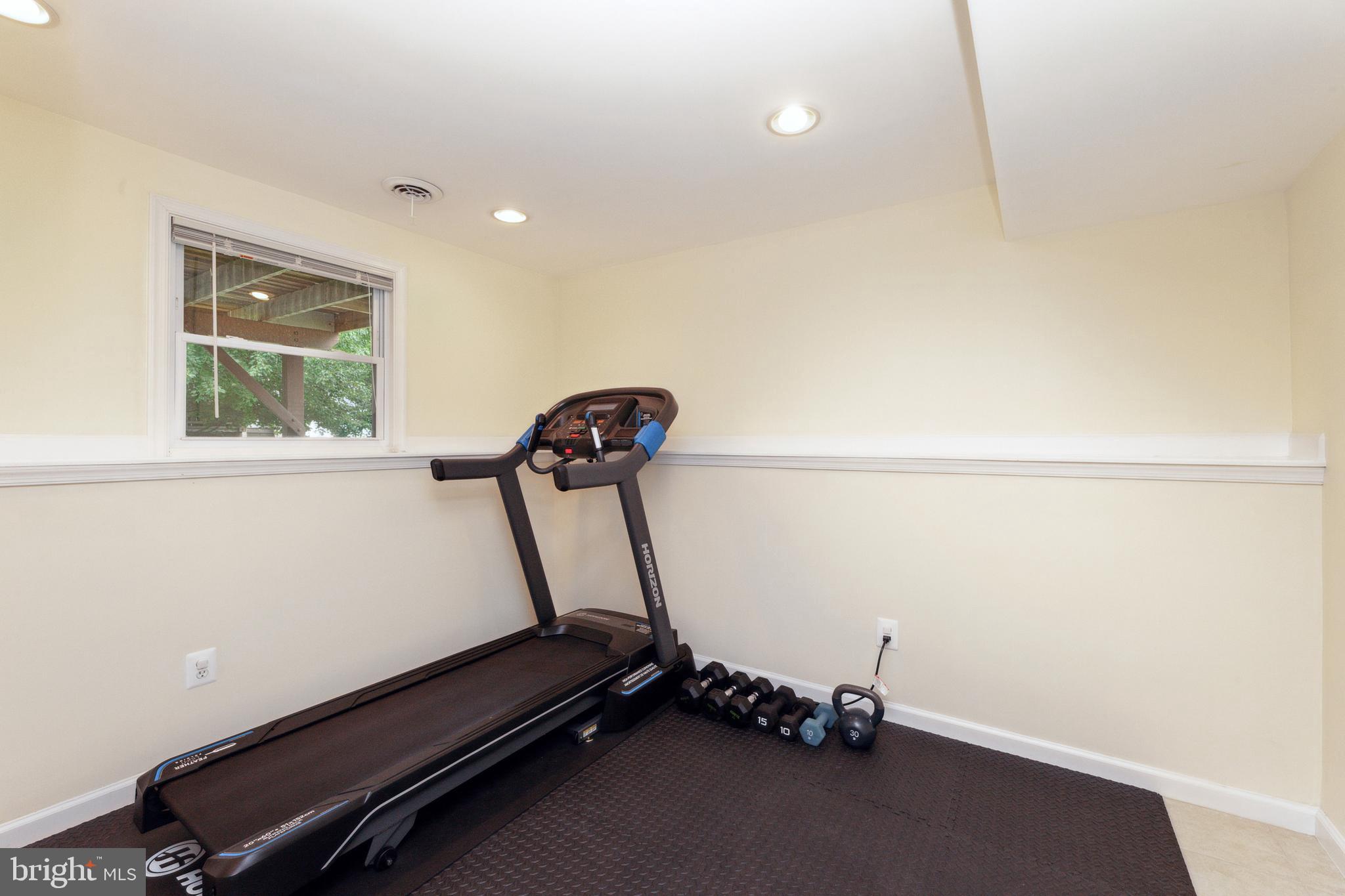 7313 Husky Lane Springfield, VA 22151 - Photo 20 of 30