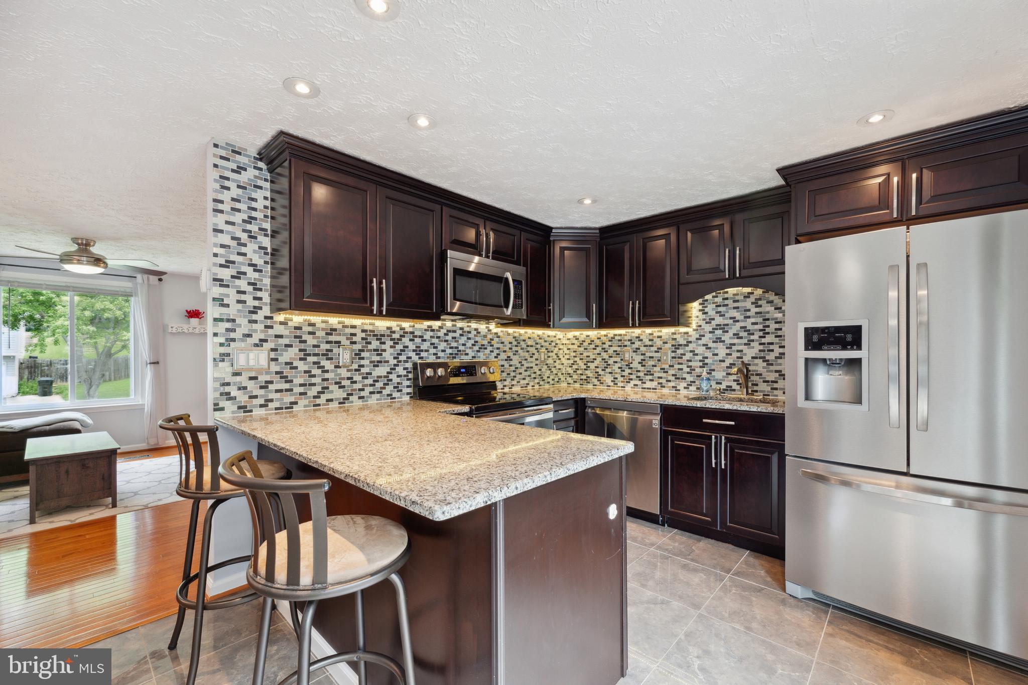 7313 Husky Lane Springfield, VA 22151 - Photo 6 of 30