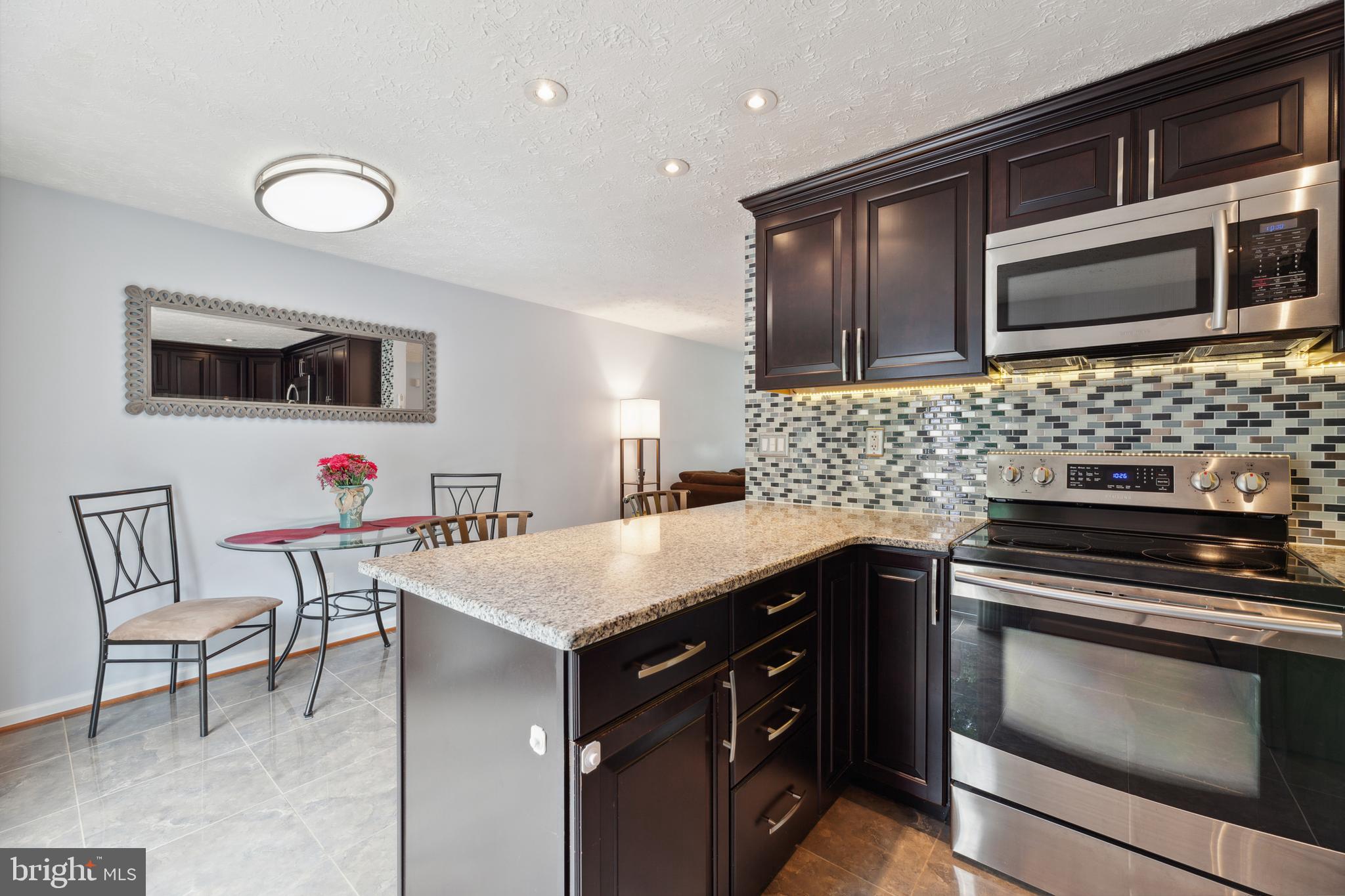 7313 Husky Lane Springfield, VA 22151 - Photo 8 of 30