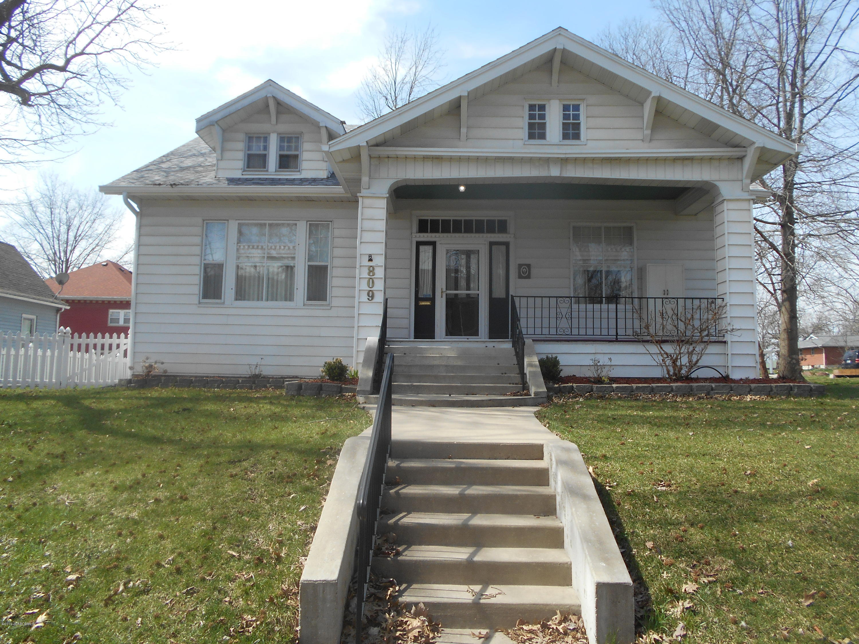 809 Court Street Fulton, MO 65251 - Photo 1 of 1