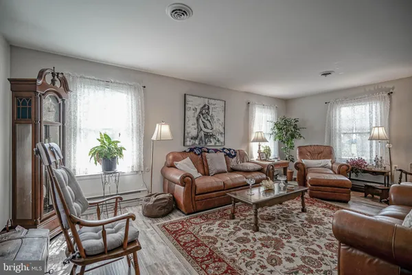 $365,000 | 39 Marlborough Drive, Southampton, NJ 08088