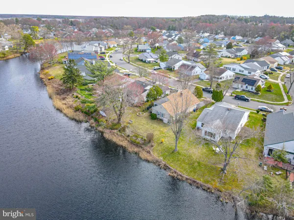 $365,000 | 39 Marlborough Drive, Southampton, NJ 08088