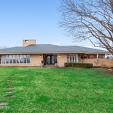 $900,000 | 1 Kimberley Circle, Oak Brook, IL 60523