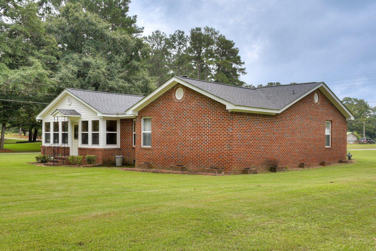 8110 Gregory Road Aiken, SC 29805 - Photo 13 of 29 Gallery Image 13