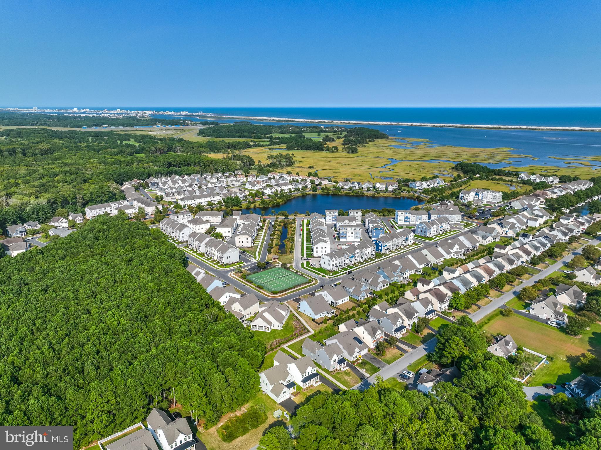 12125 Snug Harbor Road Berlin, MD 21811 - Photo 51 of 52 a view of a city