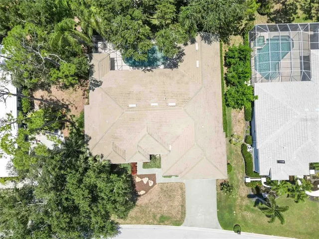 $1,049,900 | 2067 Tocobaga Lane, Nokomis, FL 34275