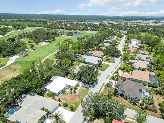 $1,049,900 | 2067 Tocobaga Lane, Nokomis, FL 34275