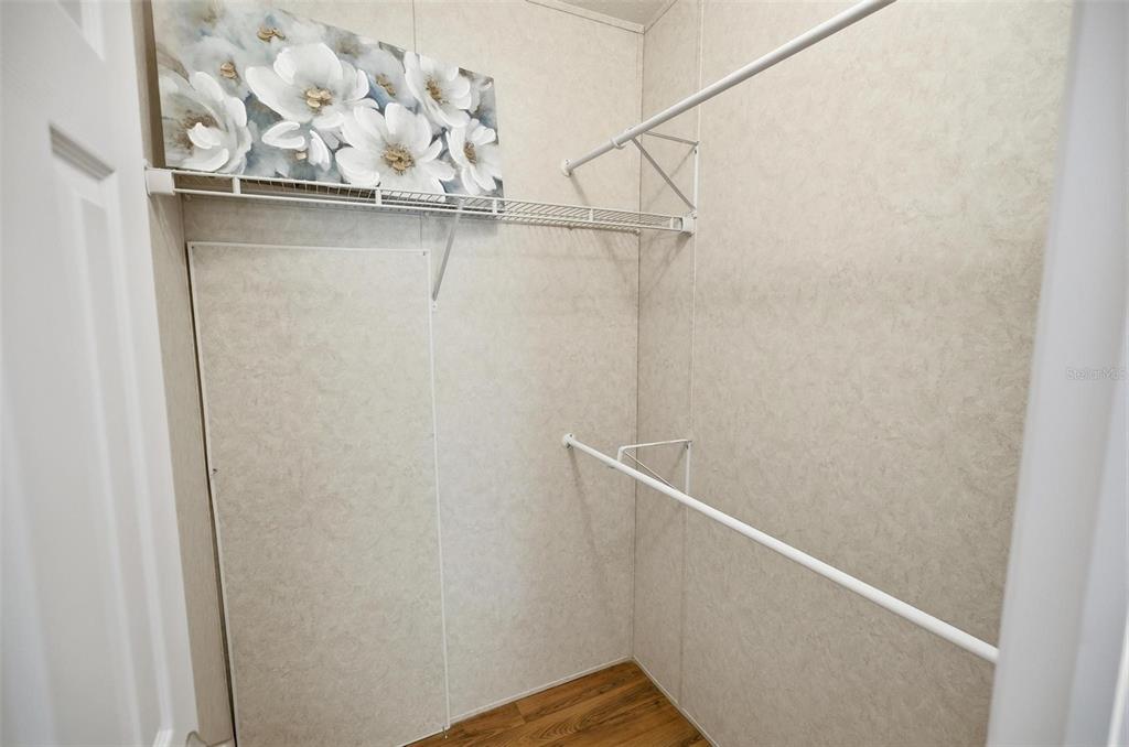 55716 Keith Street Astor, FL 32102 - Photo 24 of 32 a close view of shower
