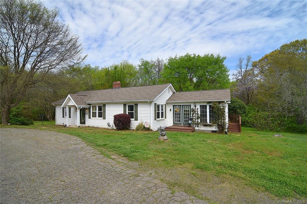 1120 Hensley Road Fort Mill, SC 29715 - Photo 2 of 30