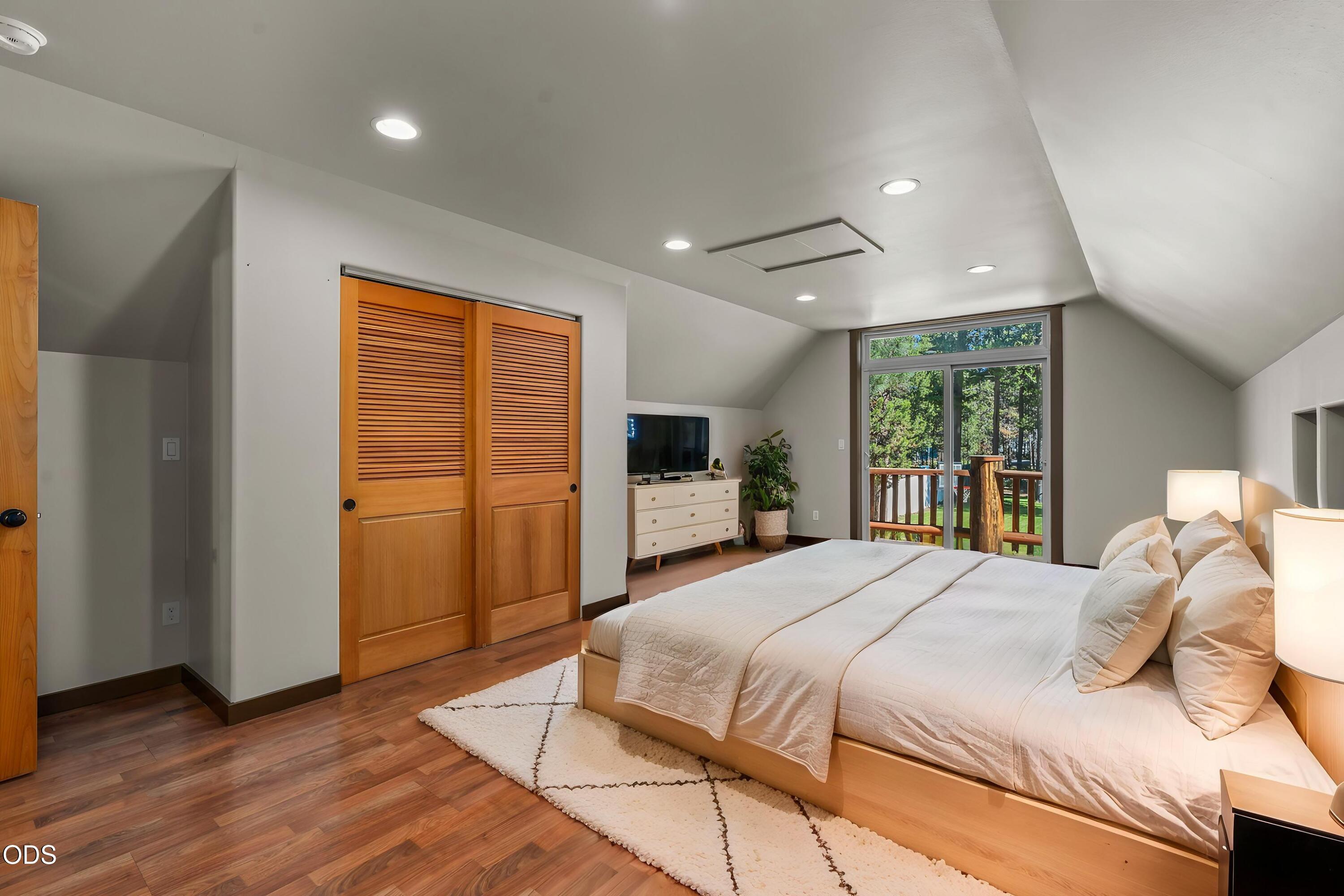 17065 Oxnard Road Bend, OR 97707 - Photo 16 of 49