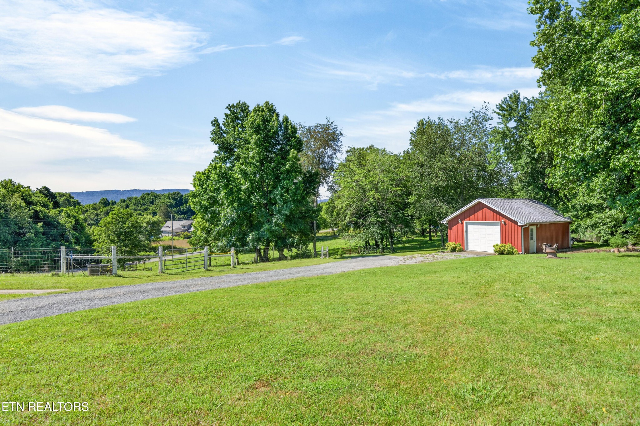 105 Foothills Road Pikeville, TN 37367 - Photo 36 of 50