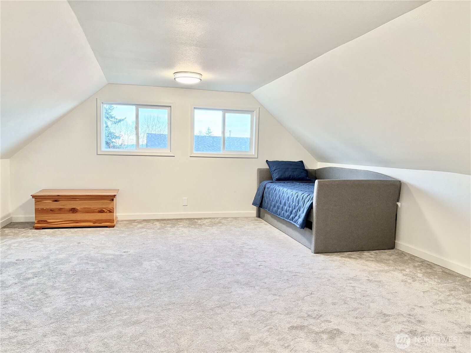 2452 Aldergrove Road Ferndale, WA 98248 - Photo 14 of 37 a view of a livingroom with furniture and cabinet
