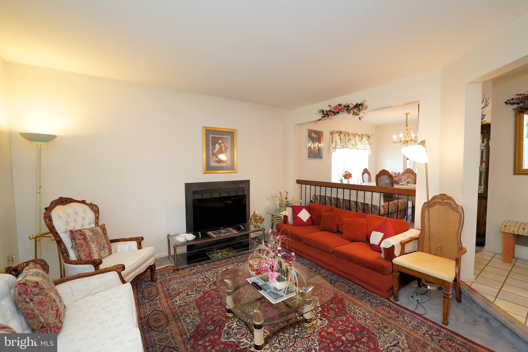 71 Allison Road East Windsor, NJ 08520 - Photo 6 of 32