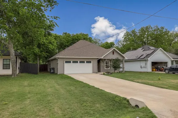 $249,900 | 370 South Pecan Street, Milford, TX 76670
