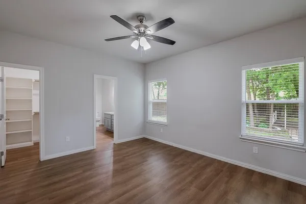 $249,900 | 370 South Pecan Street, Milford, TX 76670