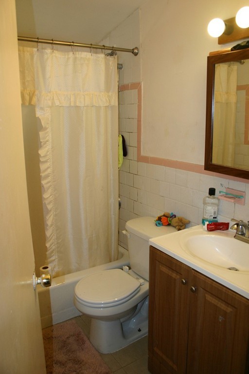 7 Edson Terrace Boston, MA 02136 - Photo 9 of 20 Gallery Image 9