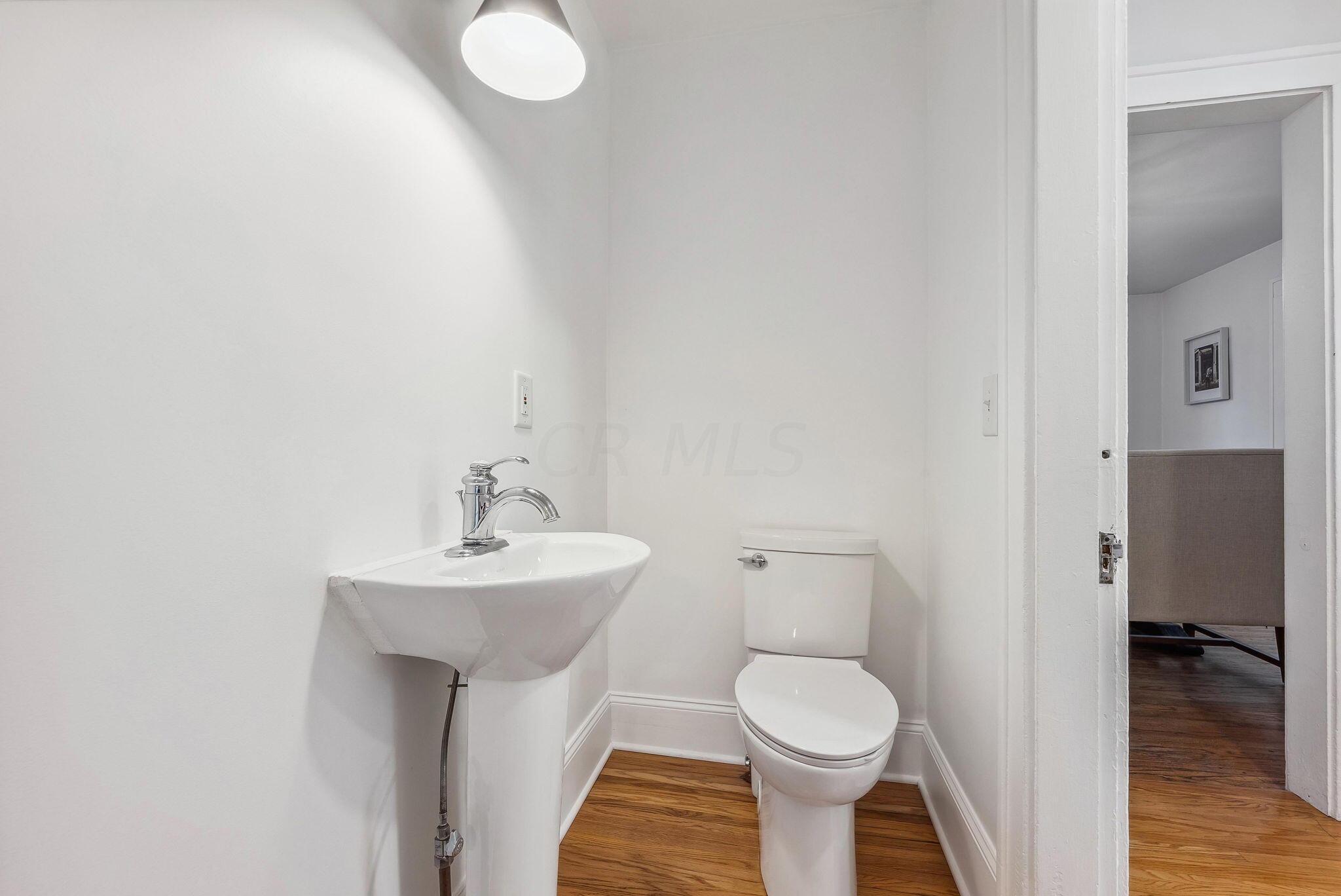 221 East Pacemont Road Columbus, OH 43202 - Photo 20 of 44 31-web-or-mls-221-e-pacemont-rd