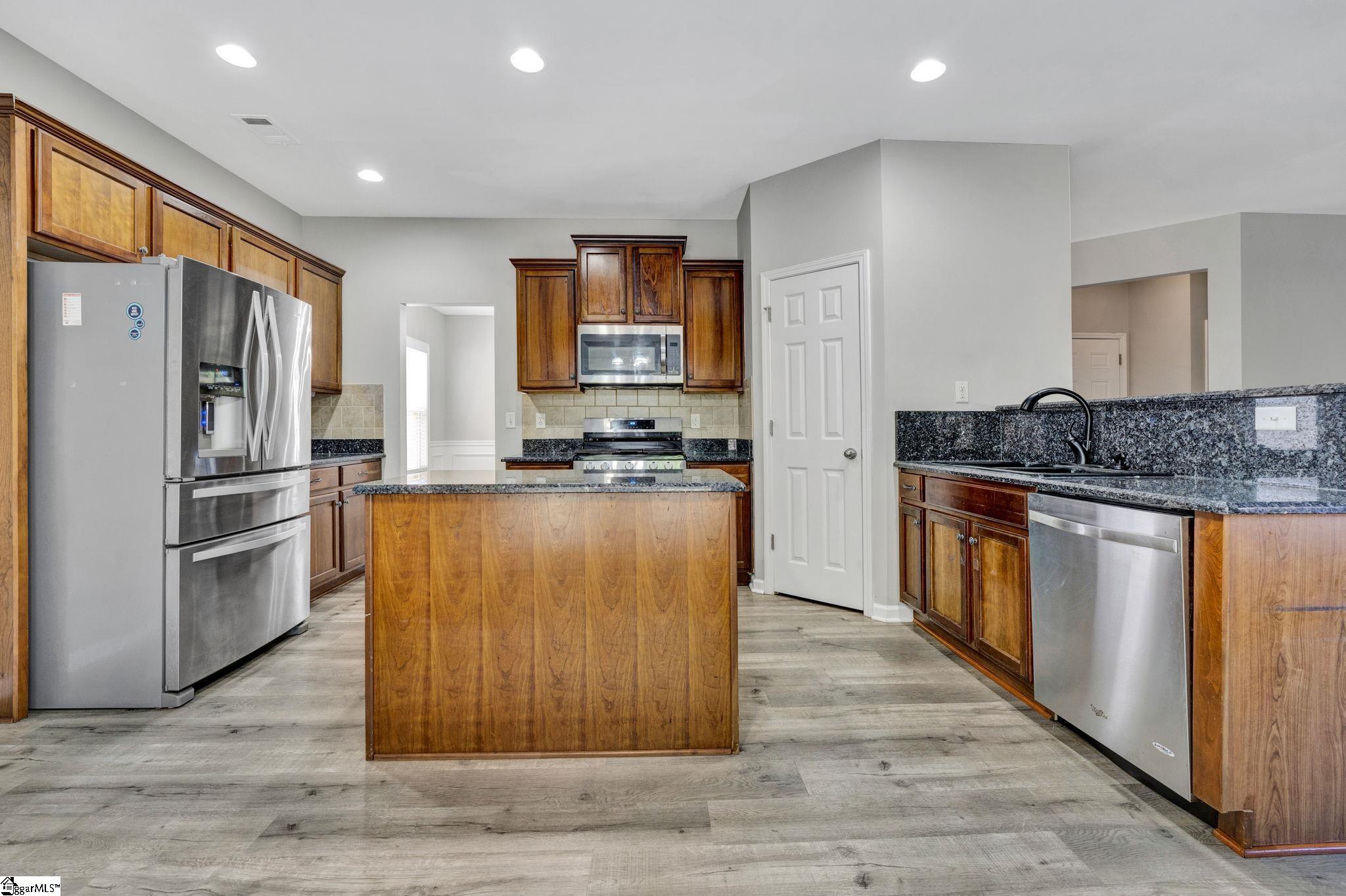26 Deckers Way Greenville, SC 29607 - Photo 12 of 30