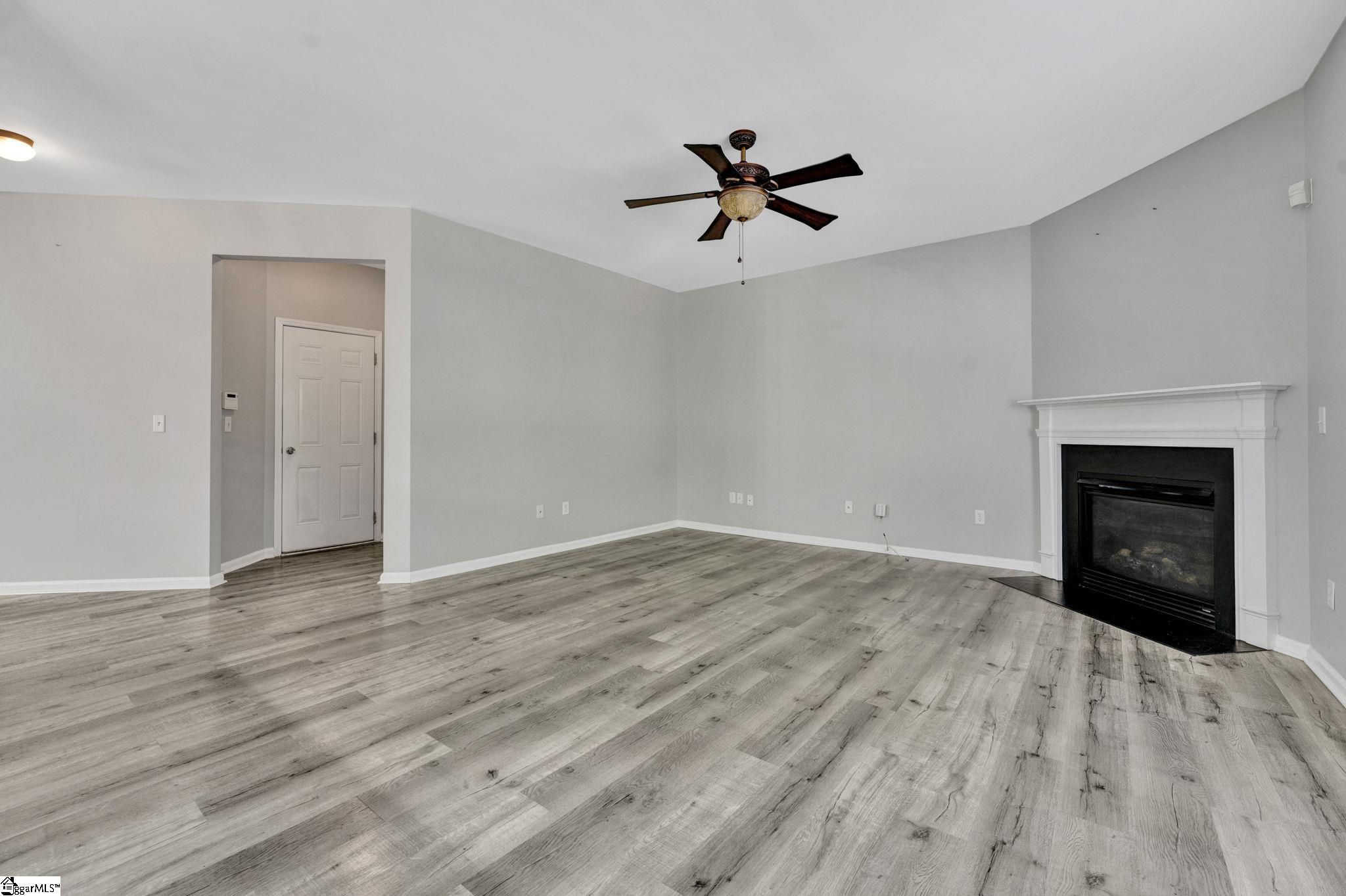 26 Deckers Way Greenville, SC 29607 - Photo 8 of 30