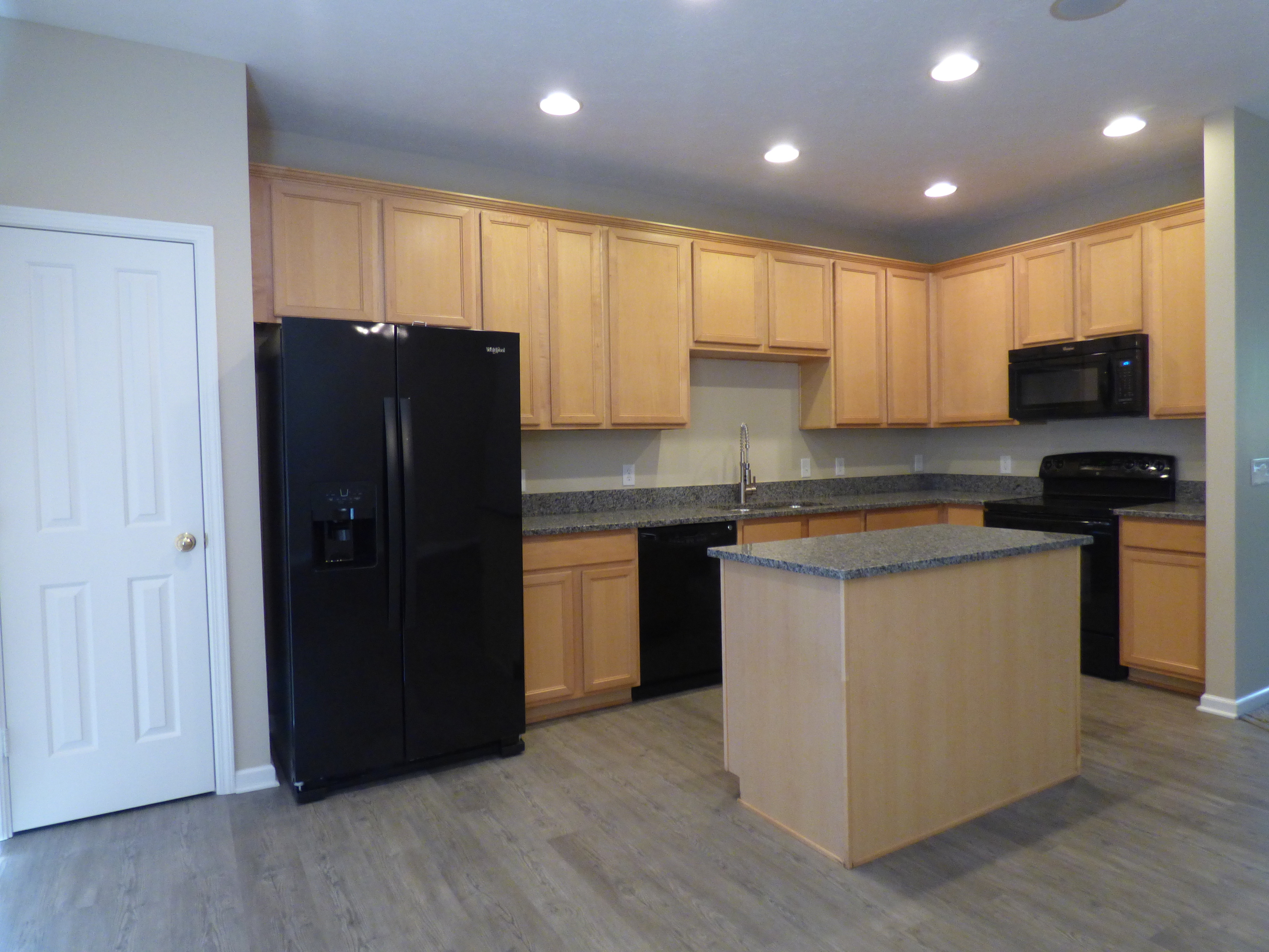 9018 Mercer Drive Fishers, IN 46038 - Photo 7 of 23 Gallery Image 7