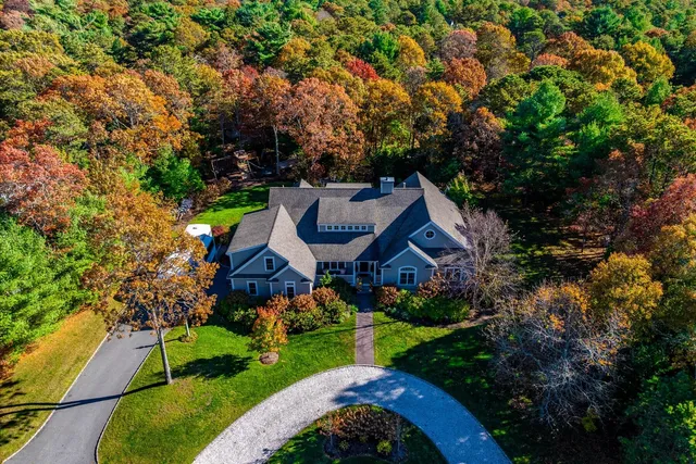 $1,995,000 | 35 Spinnaker Drive West, Mashpee, MA 02649