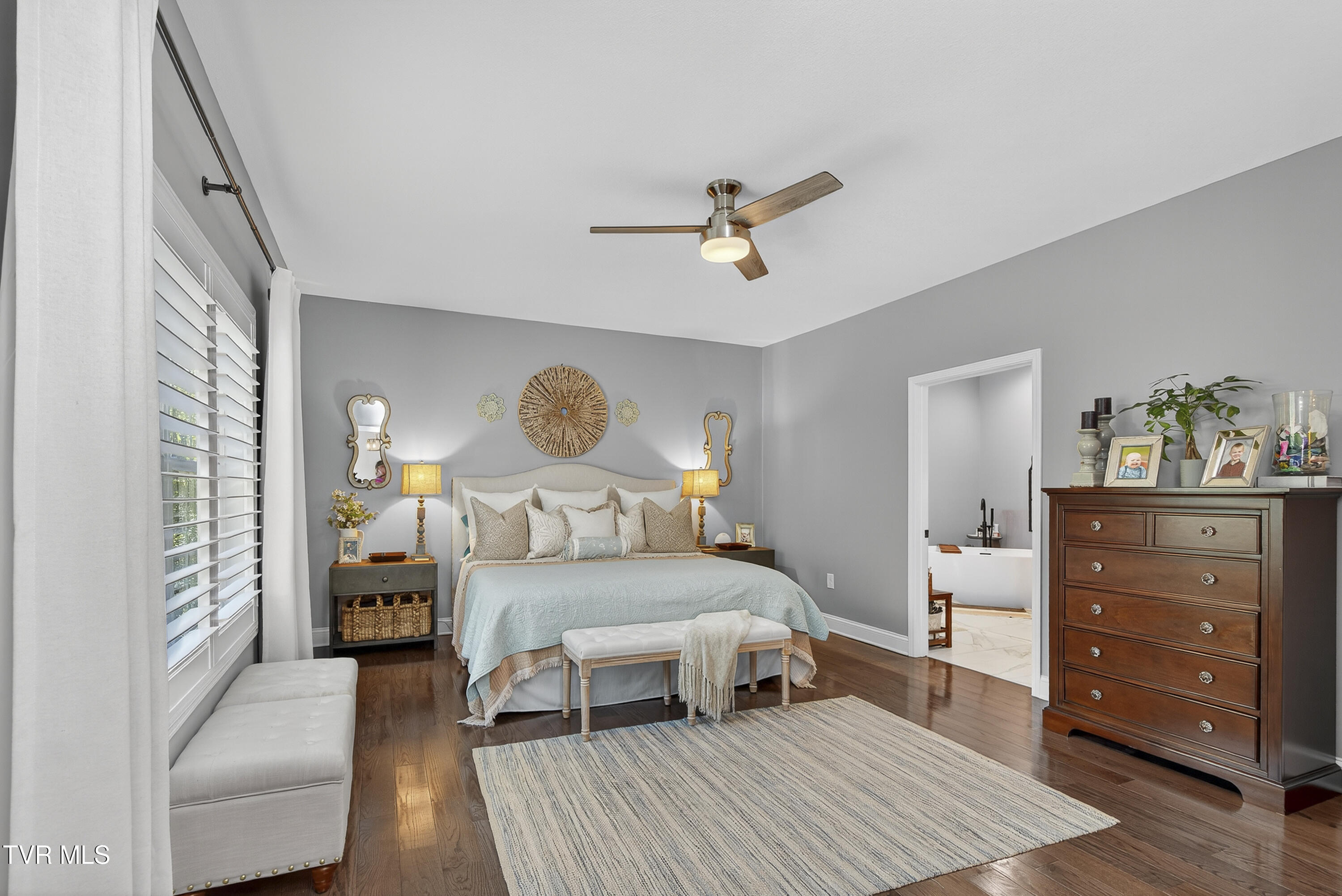 141 Queensgate Bristol, TN 37620 - Photo 20 of 55 141-Queensgate-Bristol-TN Matt-Smith-Rea