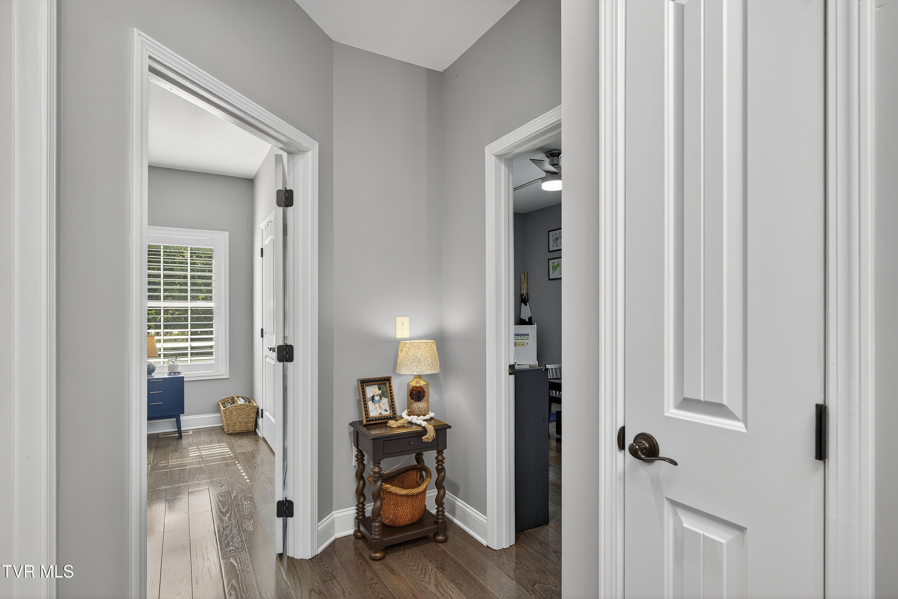 141 Queensgate Bristol, TN 37620 - Photo 25 of 55 141-Queensgate-Bristol-TN Matt-Smith-Rea