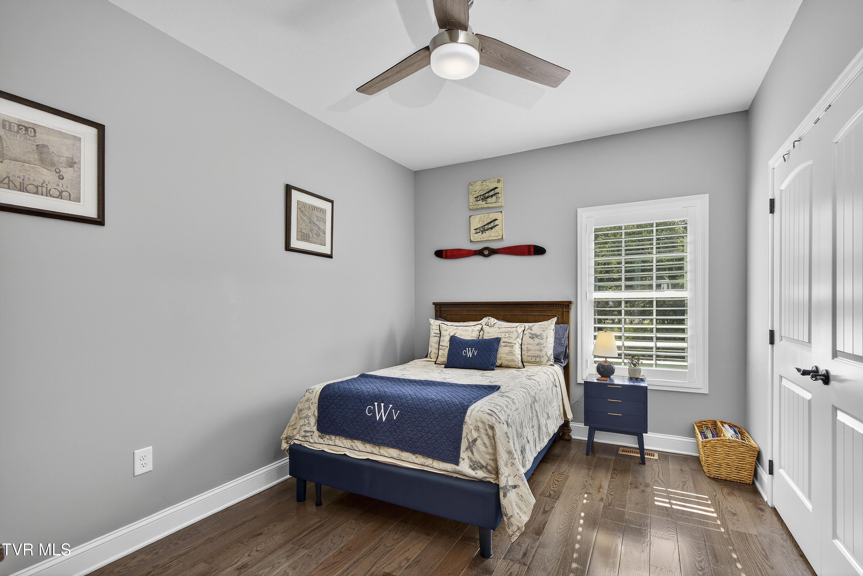 141 Queensgate Bristol, TN 37620 - Photo 26 of 55 141-Queensgate-Bristol-TN Matt-Smith-Rea