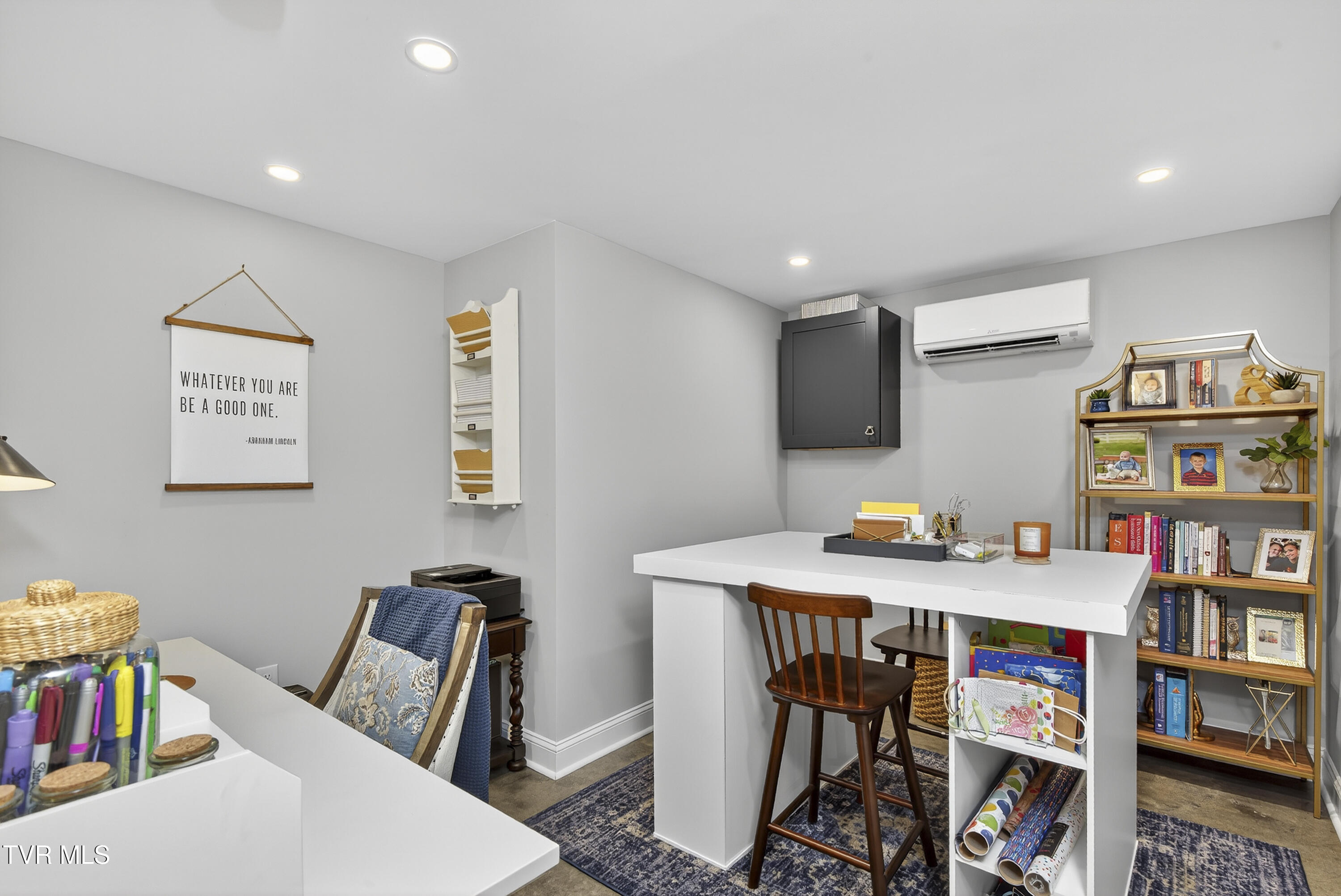 141 Queensgate Bristol, TN 37620 - Photo 39 of 55 141-Queensgate-Bristol-TN Matt-Smith-Rea