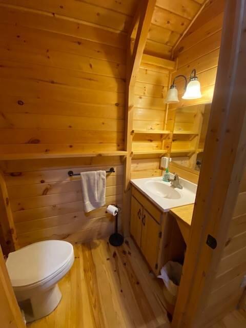 1200 Ditch Gap Road Whitwell, TN 37397 - Photo 11 of 28 Half Bath