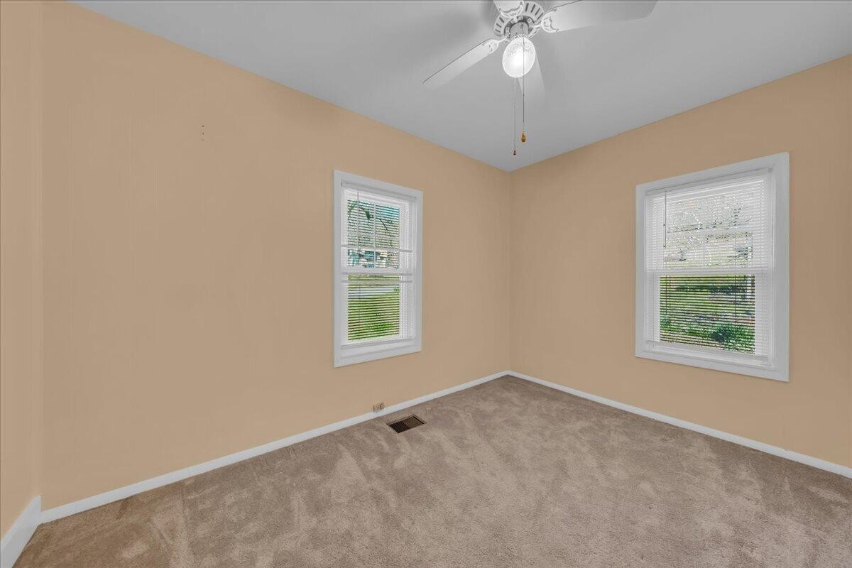 120 Raulstontown Road South Pittsburg, TN 37380 - Photo 17 of 22 an empty room with a window