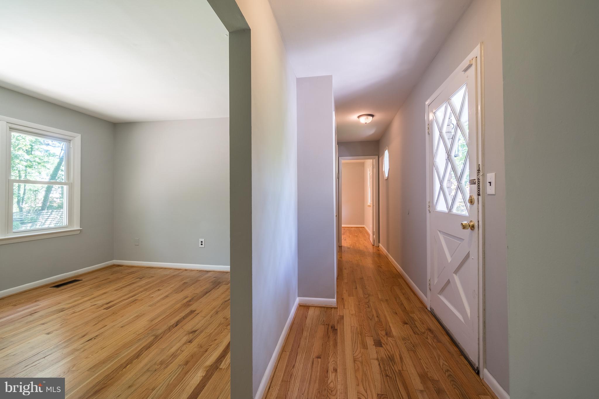 5123 Clinton Road Alexandria, VA 22312 - Photo 8 of 30 Interior (General)