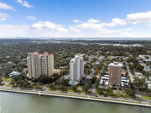 $2,500 | 4141 Bayshore Boulevard, Unit 204, Tampa, FL 33611