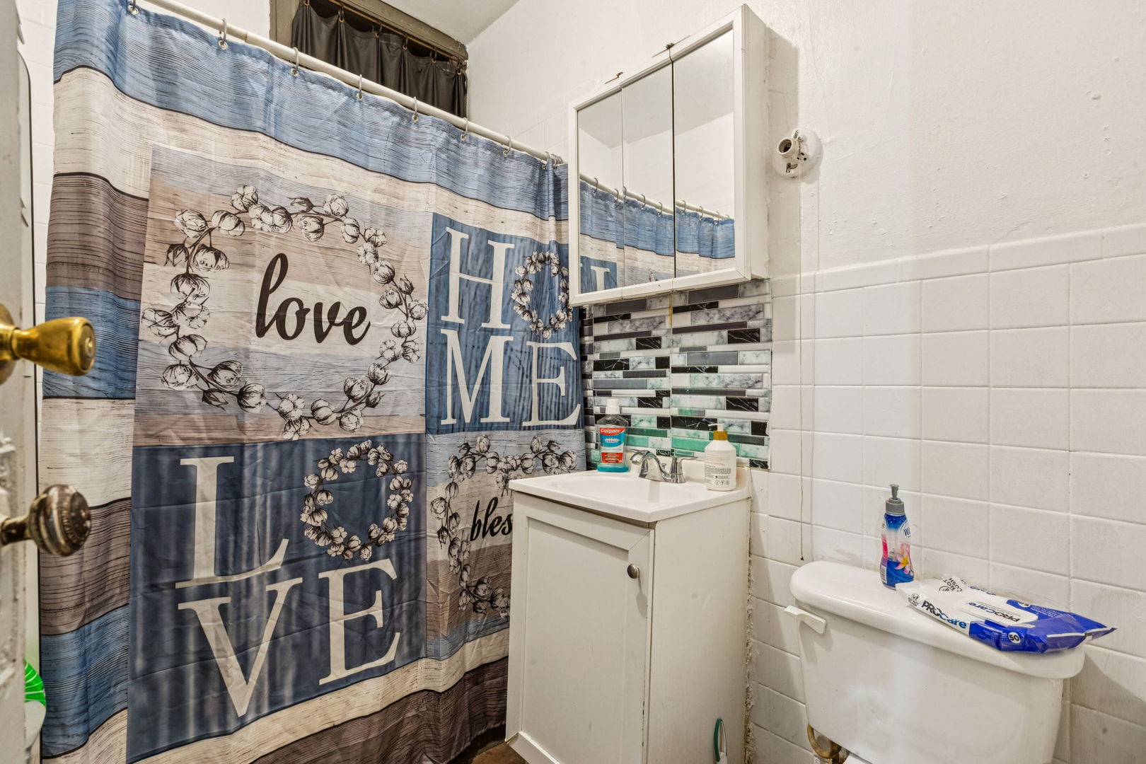1012 North Ridgeway Avenue Chicago, IL 60651 - Photo 19 of 31 a utility room with dryer and washer