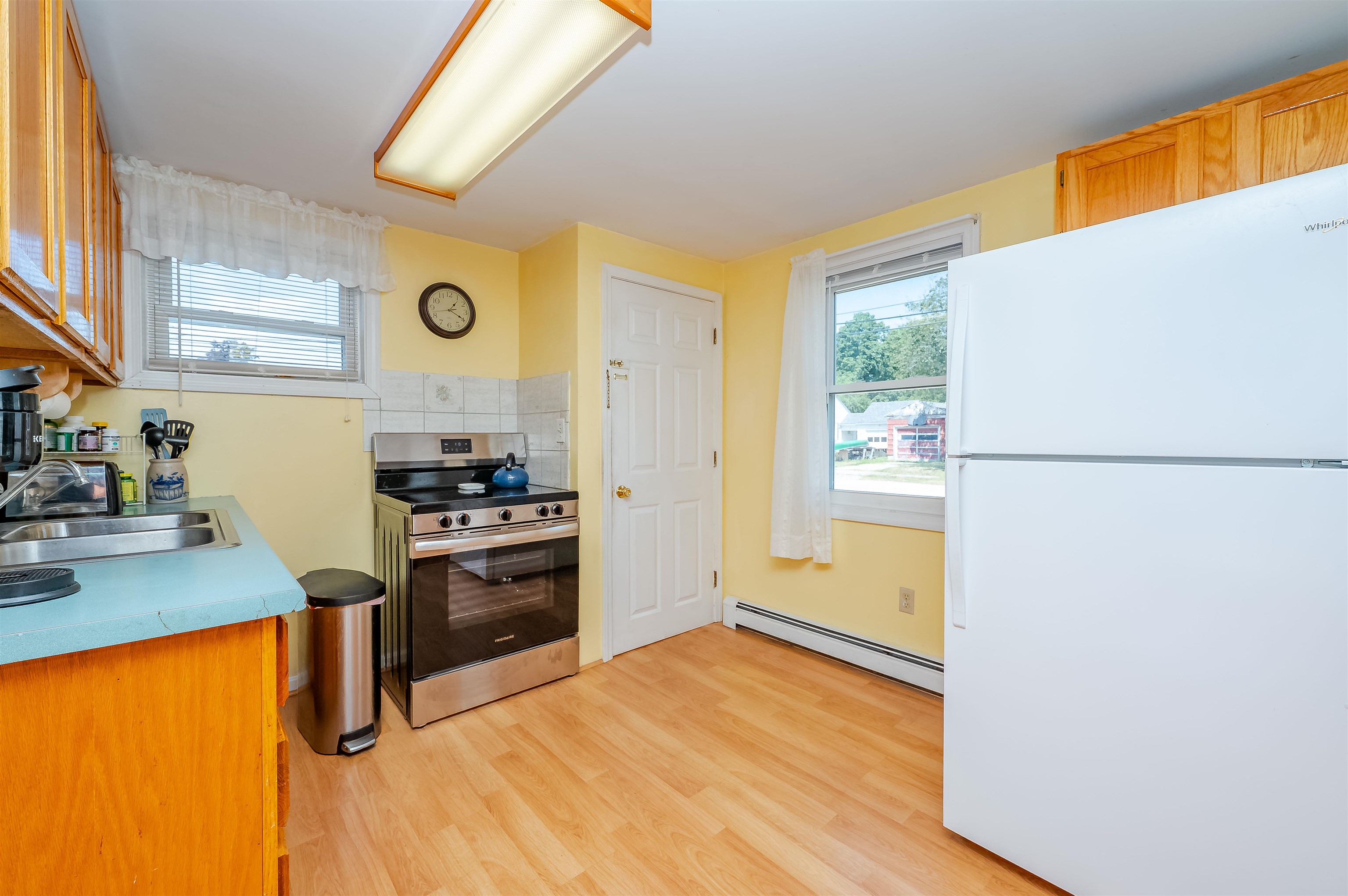75 Washington Street Rochester, NH 03867 - Photo 15 of 35