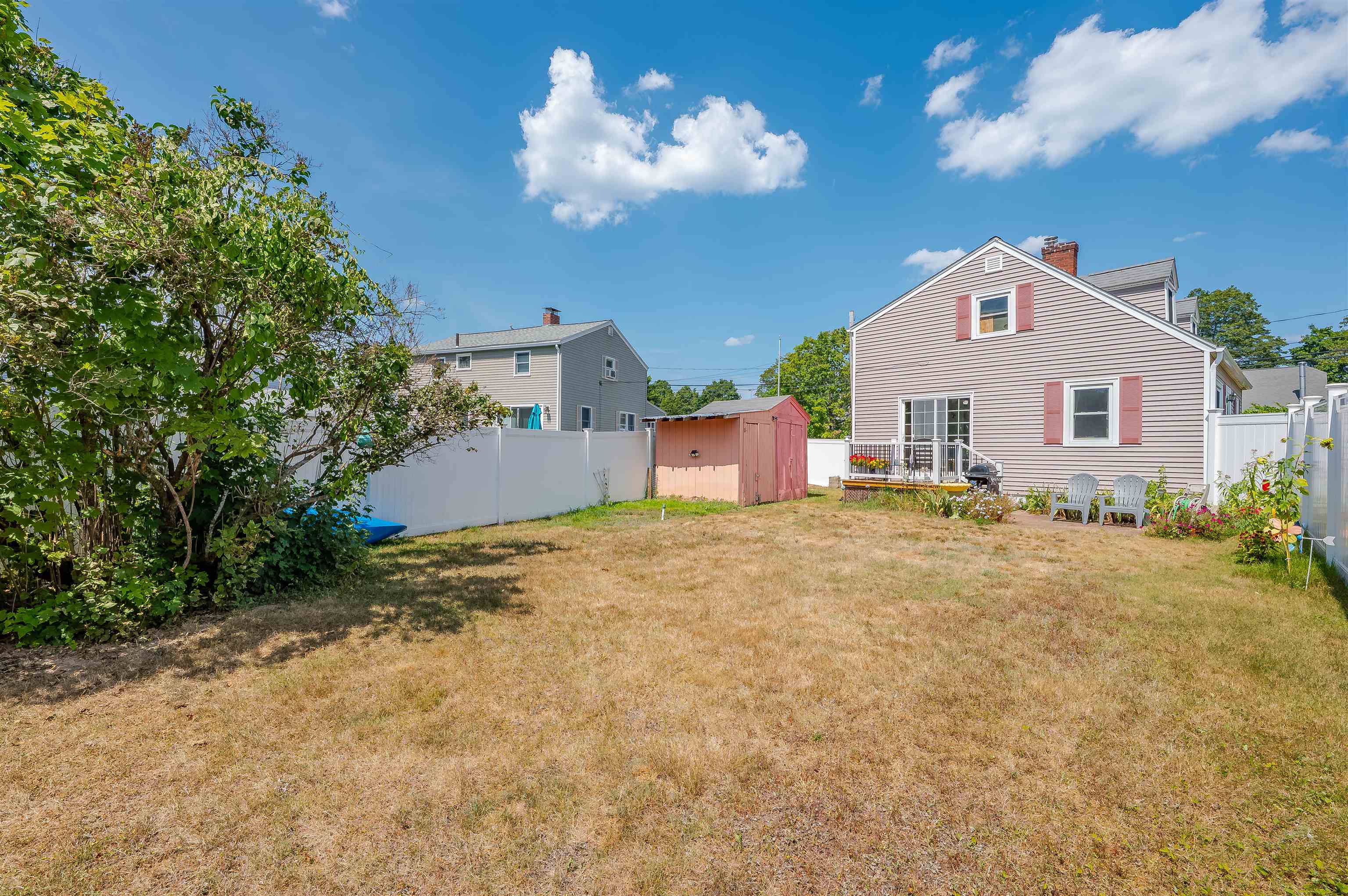 75 Washington Street Rochester, NH 03867 - Photo 4 of 35
