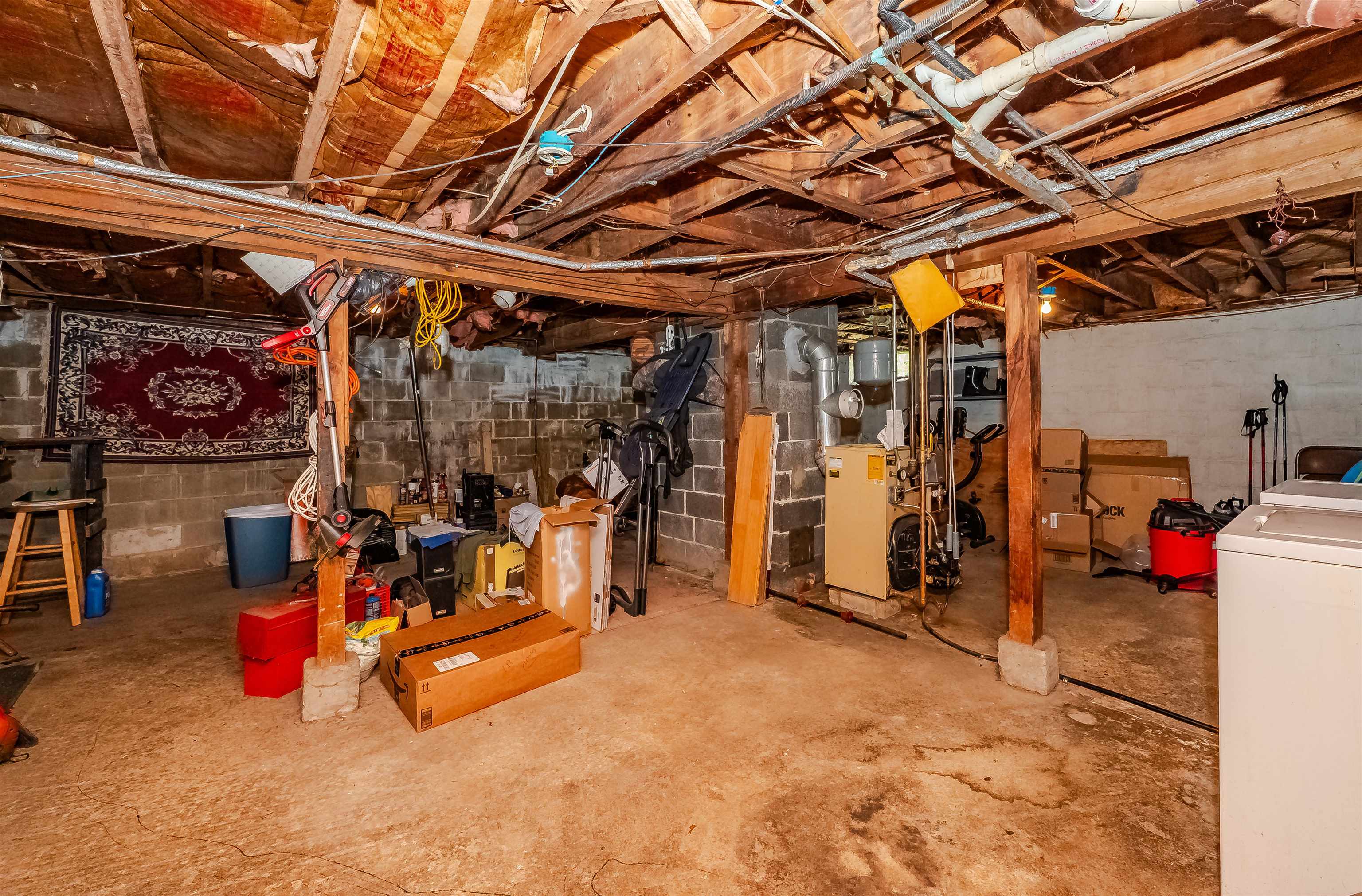 75 Washington Street Rochester, NH 03867 - Photo 8 of 35
