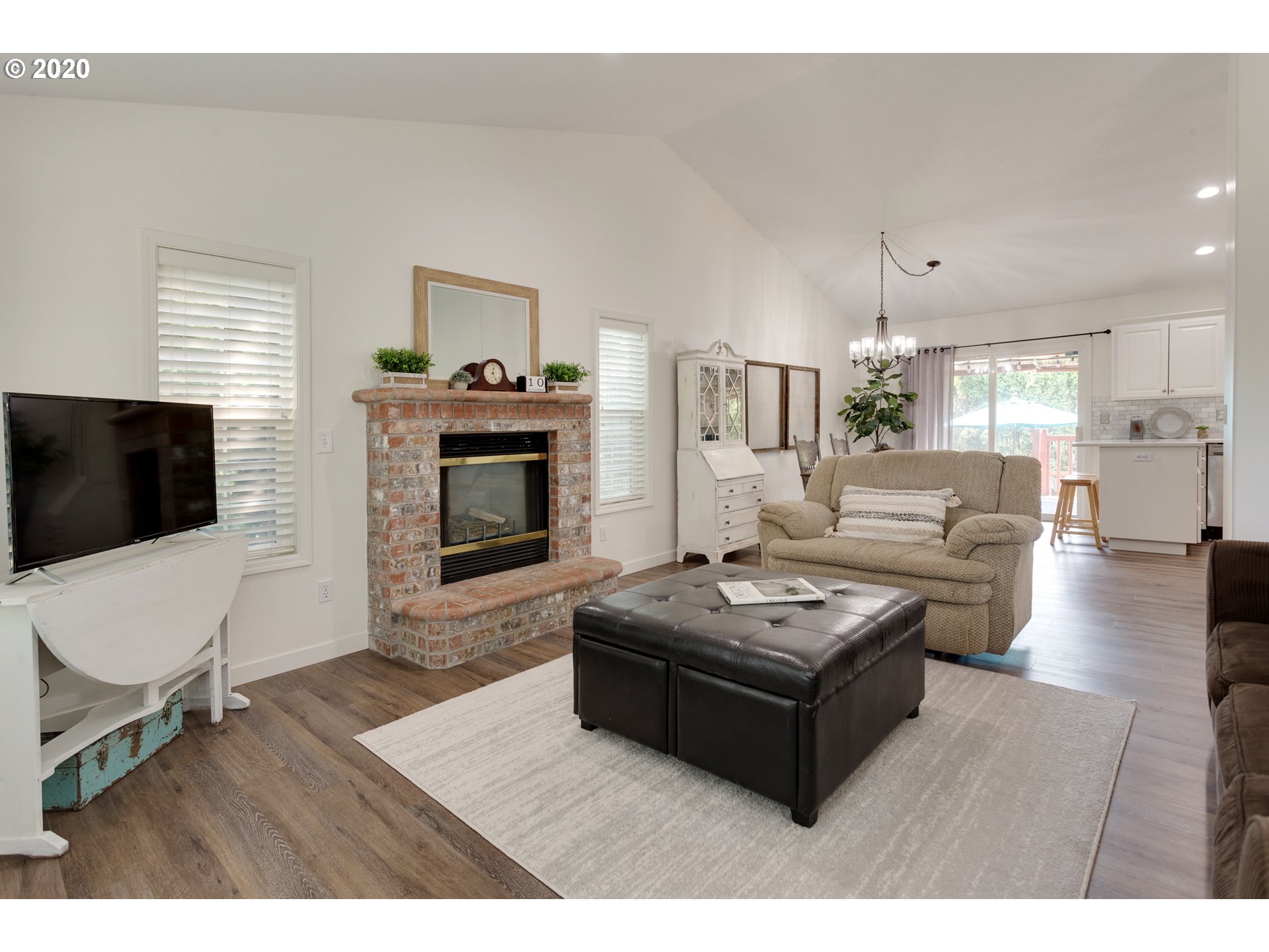 1309 Villa Road Newberg, OR 97132 - Photo 9 of 32 Gallery Image 9