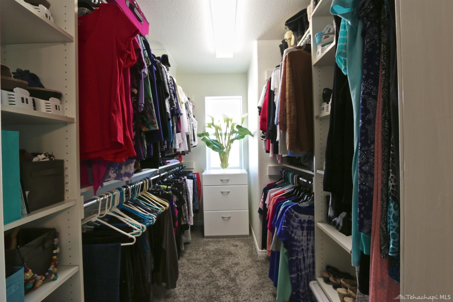 29271 North Lower Valley Road Tehachapi, CA 93561 - Photo 29 of 52 Gallery Image 29