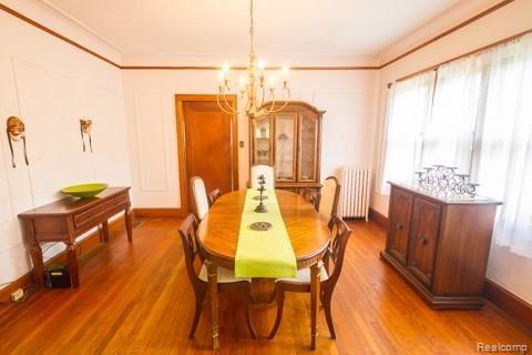 937 Barrington Road Grosse Pointe, MI 48230 - Photo 3 of 11 ChazBarrington (3 of 11).jpg
